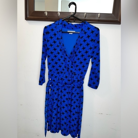 Liz Claiborne Ladies Mid Length Blue and Black Dress Size Small - Picture 1 of 4